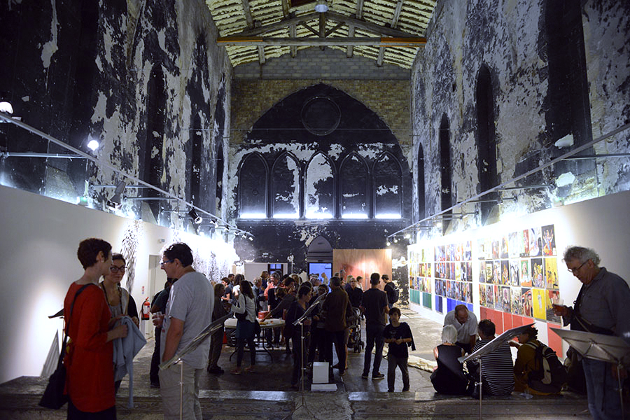 Vernissage Les Décennies Pourpres - Chapelle du Quartier Haut, Sète - 2014 Série 24 Images Seconde