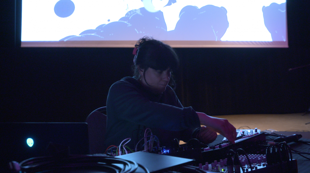 « Attractive ‘Acid’ Cycles » Live @ Laboratoire Musiques Cachées / Transduction des genres II - Hexagram, Montréal (2024)